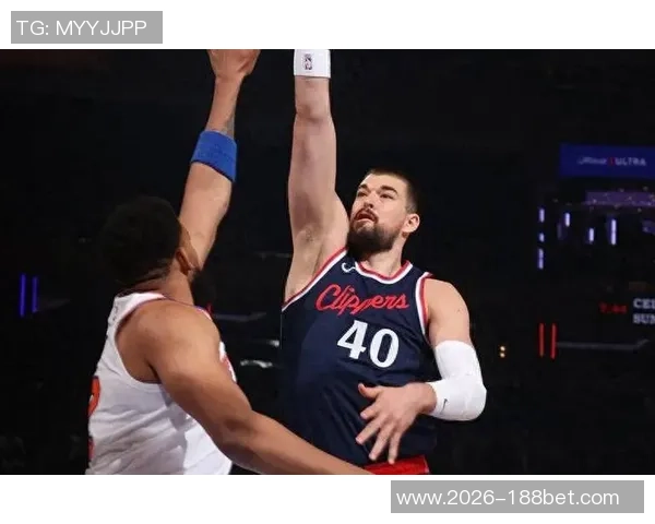 祖巴茨单场狂揽33分18篮板创快船队史近20年新纪录