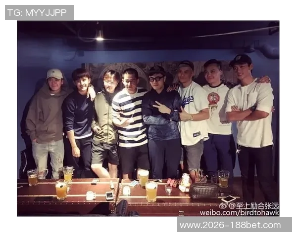 美媒分享库里一家六口温馨聚餐照片时光荏苒令人感慨不已